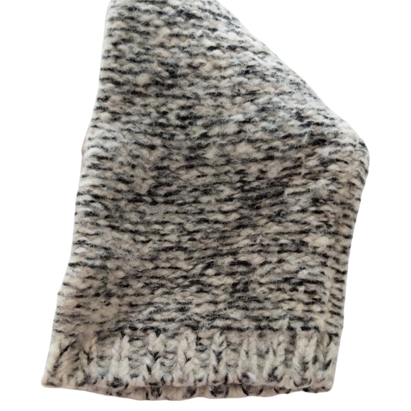 Vince 2 Tone Wool & Silk Boatneck Sweater Size Med - Picture 6 of 10